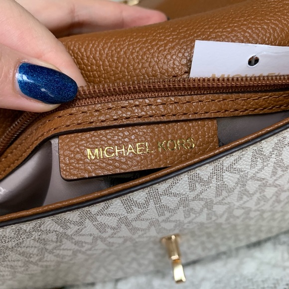 Michael Kors Karson Signature Saddle Bag - Picture 6 of 8